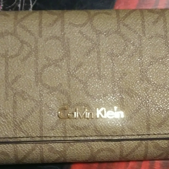 Calvin Klein Handbags - Calvin Klein Wallet